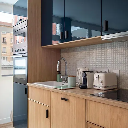 Apartment New - Appt Style Le Corbusier Avec Balcon - 8 Pers