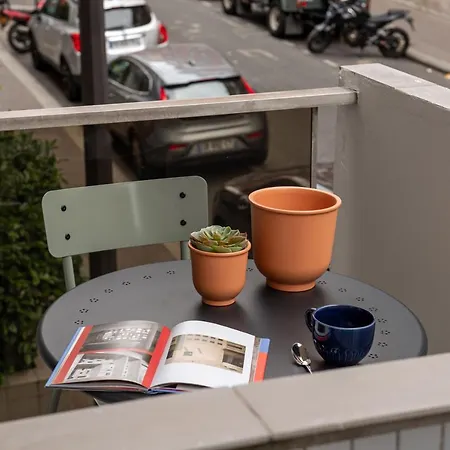 New - Appt Style Le Corbusier Avec Balcon - 8 Pers Apartment *