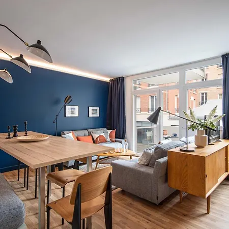 New - Appt Style Le Corbusier Avec Balcon - 8 Pers