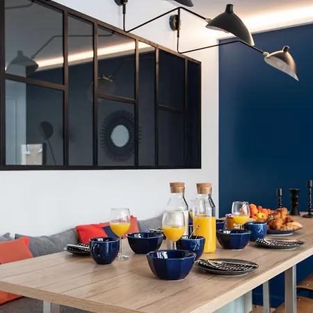 Apartment New - Appt Style Le Corbusier Avec Balcon - 8 Pers