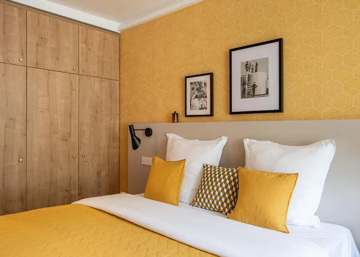 New - Appt Style Le Corbusier Avec Balcon - 8 Pers