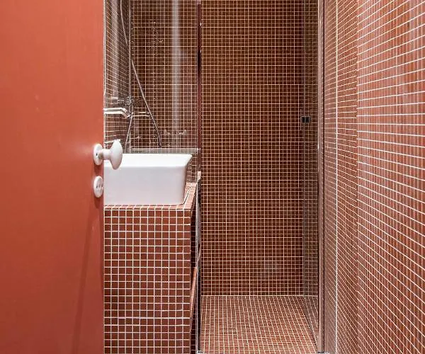 New - Appt Style Le Corbusier Avec Balcon - 8 Pers * Paris